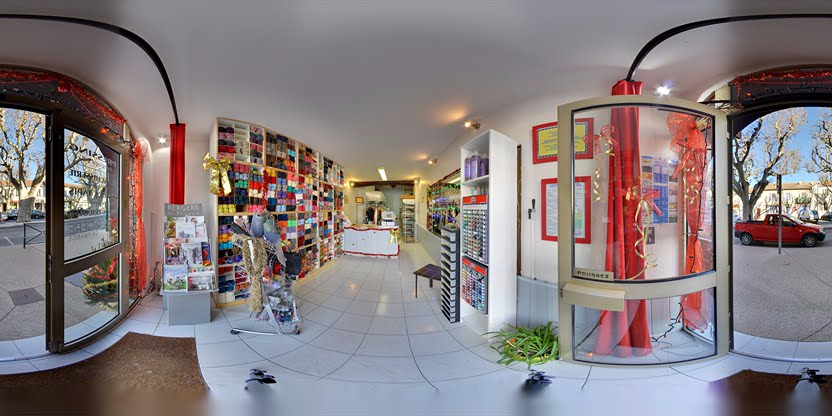 Visite virtuelle 360 de Pressing de l'enclave - Valréas