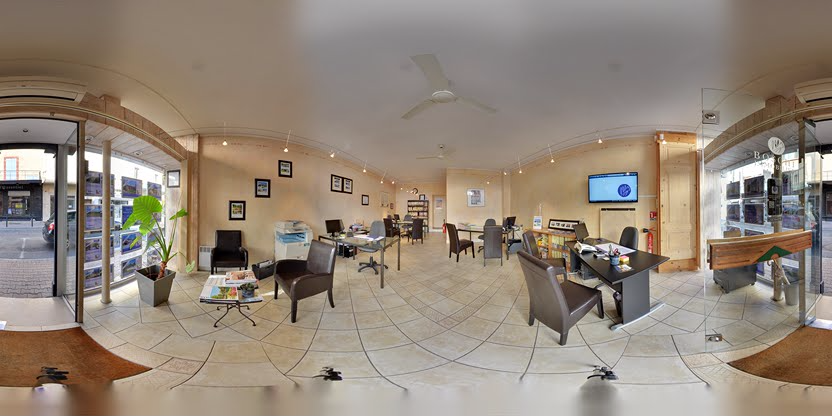 Visite virtuelle 360° de Boschi Immobilier à Vaison – Agence immobilière – Webvisite