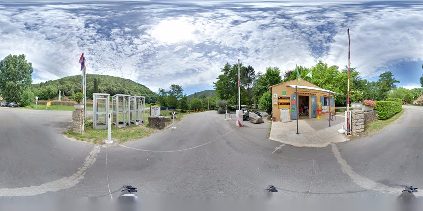 Visite virtuelle 360° de Camping Les Plans à Mialet – Camping – Webvisite