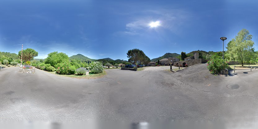 Visite virtuelle 360 de Camping Le Mas de la Cam - Saint-Jean-du-Gard