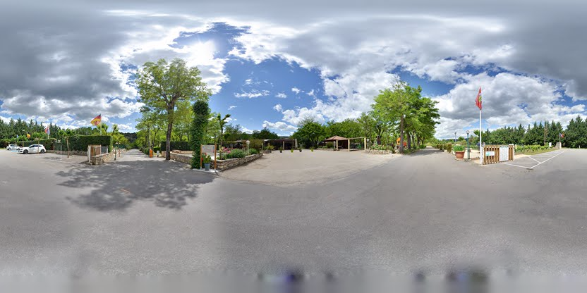 Visite virtuelle 360 de Beau Rivage - Vallon Pont d'Arc