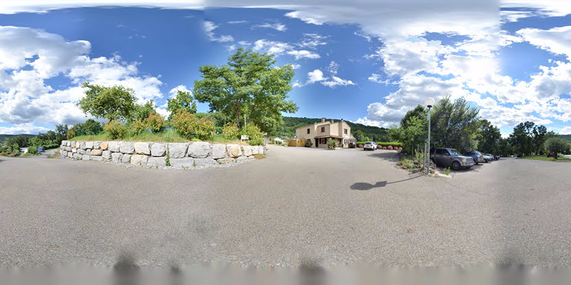 Visite virtuelle 360 de Les Charmilles*** - Darbres