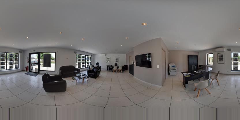 Visite virtuelle 360 de Boschi Immobilier - Grignan a Grignan - Webvisite
