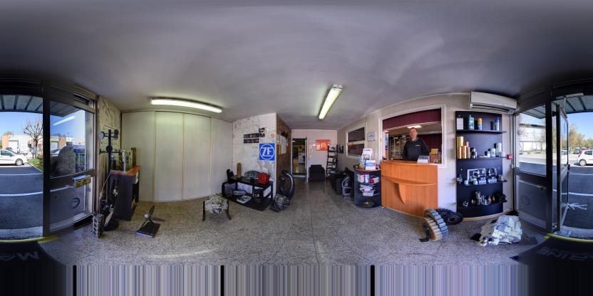 Visite virtuelle 360 de Marine Transmissions à Mandelieu-la-Napoule – Atelier de réparation – Webvisite