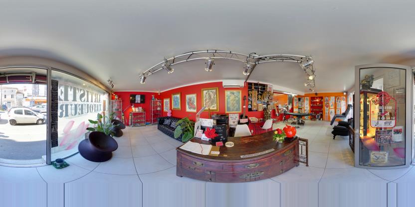 Visite virtuelle 360° de Kohlo'ode Originals Tattoos à Agen – Salon de tatouage et piercing – Webvisite