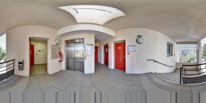Visite virtuelle 360 de Covalem à Aubagne – Agence immobilière – Webvisite