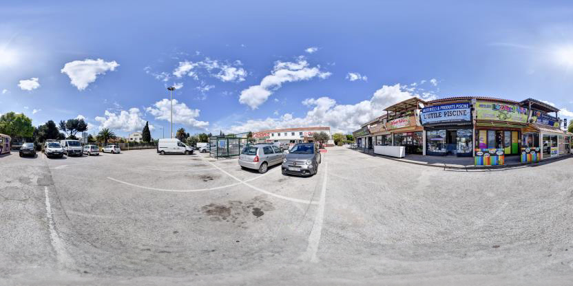 Visite virtuelle 360 de L'Utile Piscine a Sanary-sur-Mer en Provence-Alpes-Côte d’Azur - Webvisite