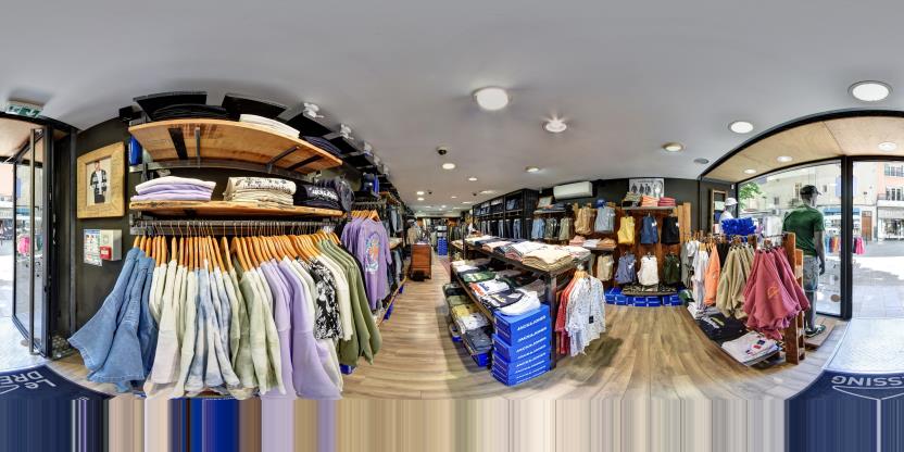 Visite virtuelle 360 de Le Dressing Store - Vaison-la-Romaine