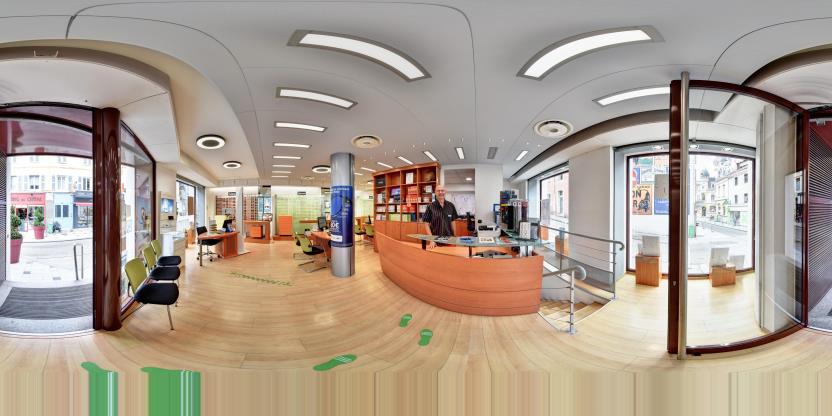 Visite virtuelle 360° de Ecouter Voir Optique Mutualiste Oyonnax à Oyonnax – Opticien – Webvisite