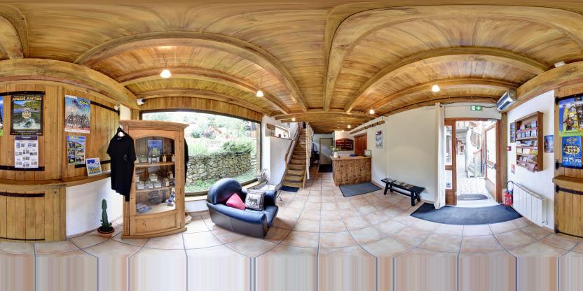 Visite virtuelle 360° de Hôtel Les Blancs à Pra Loup – Hôtel – Webvisite