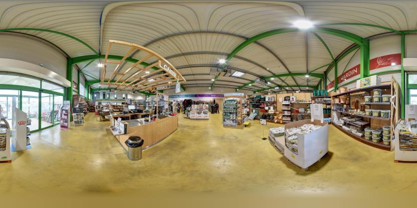 Visite virtuelle 360 de Valette Point Vert - Comptoir Agricole - Clermont-l'Hérault