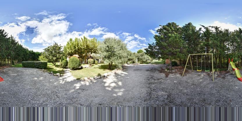 Visite virtuelle 360 de Chambres d'hôtes et Gîtes Le Mas Séraphin - L'Isle-sur-la-Sorgue