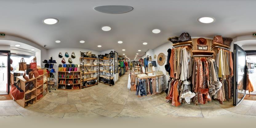 Visite virtuelle 360° de Bebou la coquette Les Sables D 'olonne à Les Sables-d'Olonne – Magasin de vêtements – Webvisite
