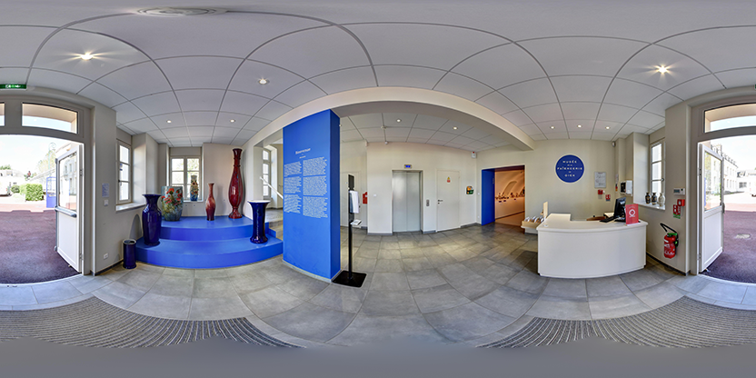 Visite virtuelle 360 de Boutique d'Usine Faïencerie de Gien - Gien