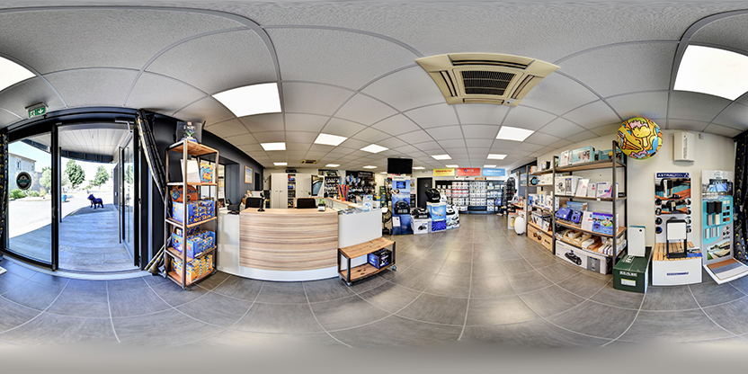 Visite virtuelle 360 de Aquaplast Piscines a Beaumont-lès-Valence en Auvergne-Rhône-Alpes - Webvisite