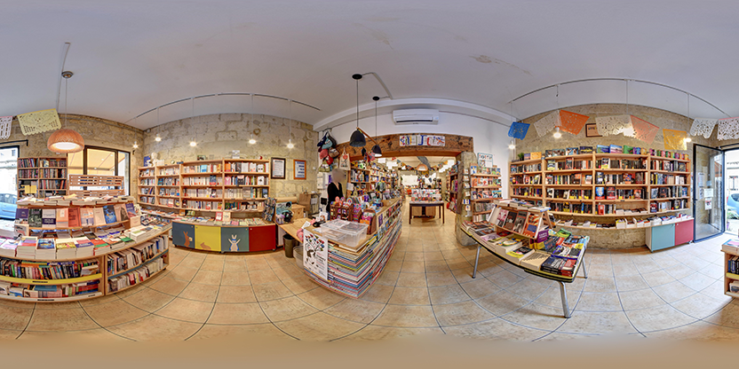Visite virtuelle 360 de La Petite Librairie à Sommières – Librairie – Webvisite