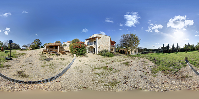 Visite virtuelle 360 de Le Clos Des Taulelles - Saint-Privat-de-Champclos