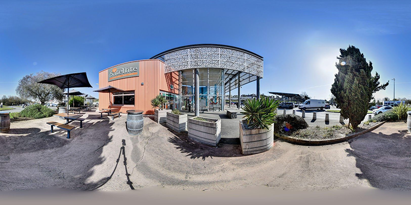 Visite virtuelle 360 de Le Satellite - La Chataigneraie à La Chataigneraie – Restaurant – Webvisite