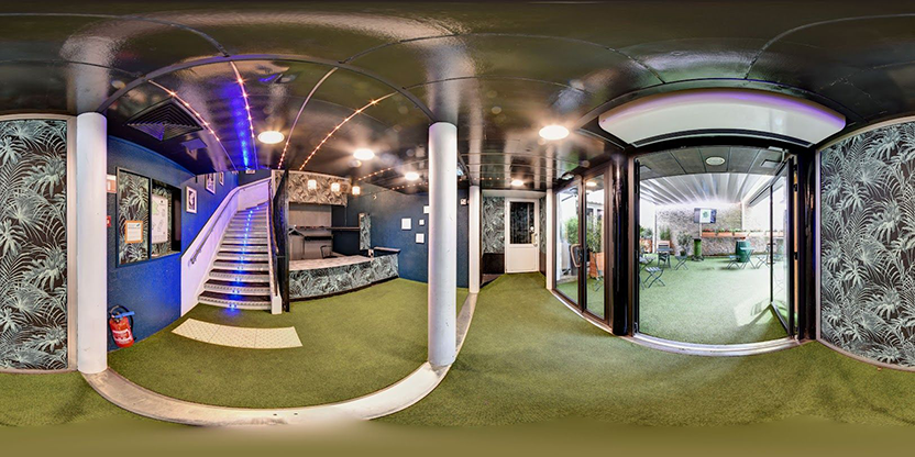 Visite virtuelle 360 de Le Two Much - Bordeaux