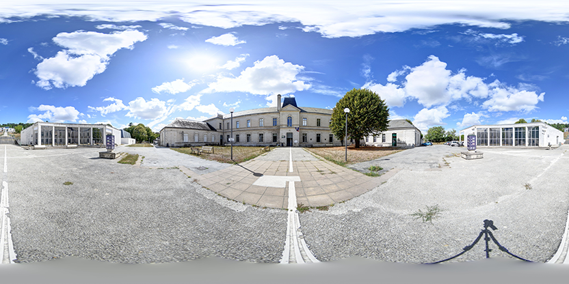 Visite virtuelle 360 de Centre Universitaire de la Charente - La Couronne